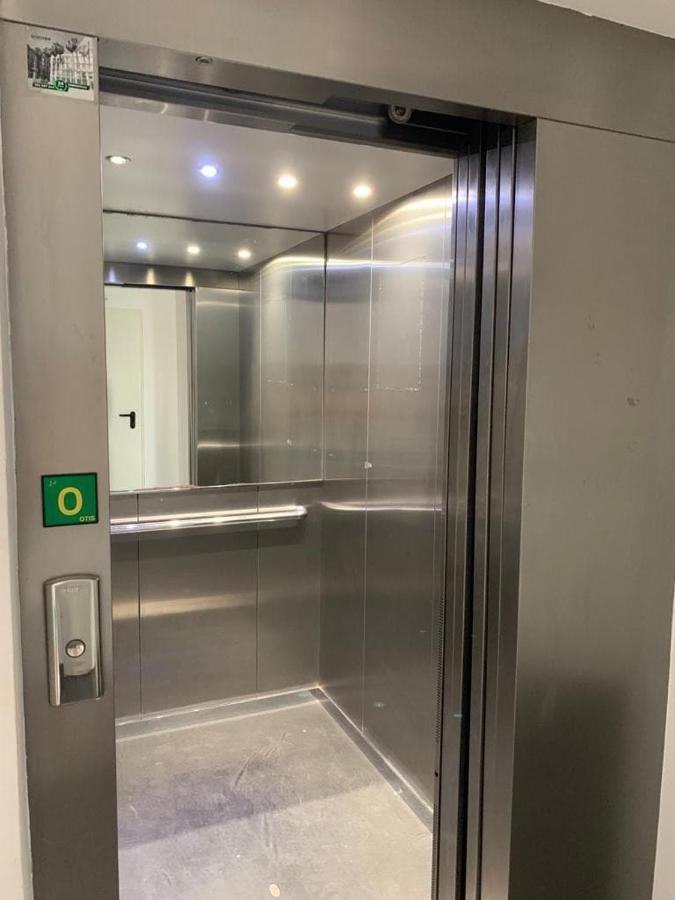 -Malagasunapts- Rooftop Pool & Free Parking Bagian luar foto