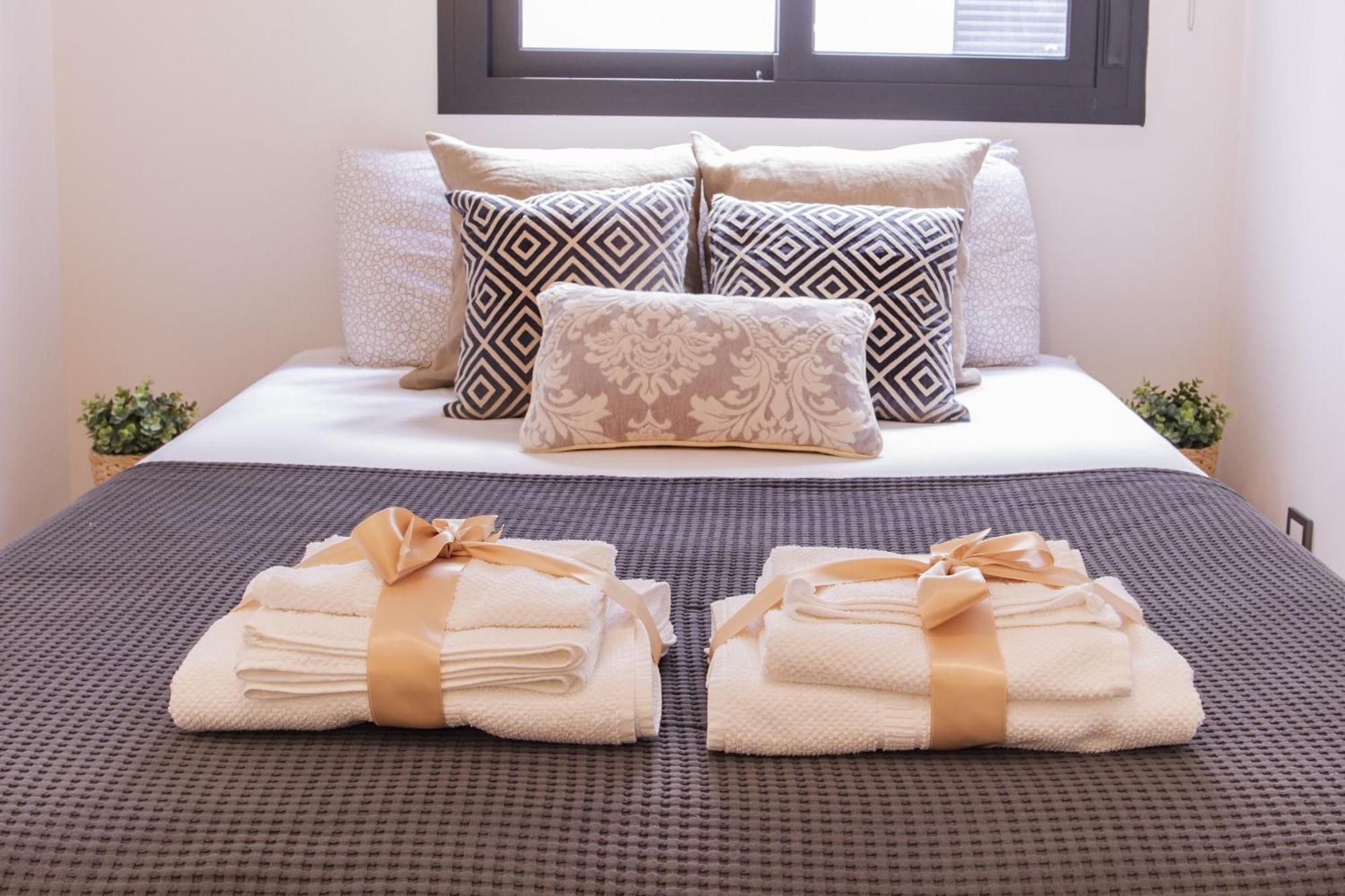 -Malagasunapts- Rooftop Pool & Free Parking Bagian luar foto